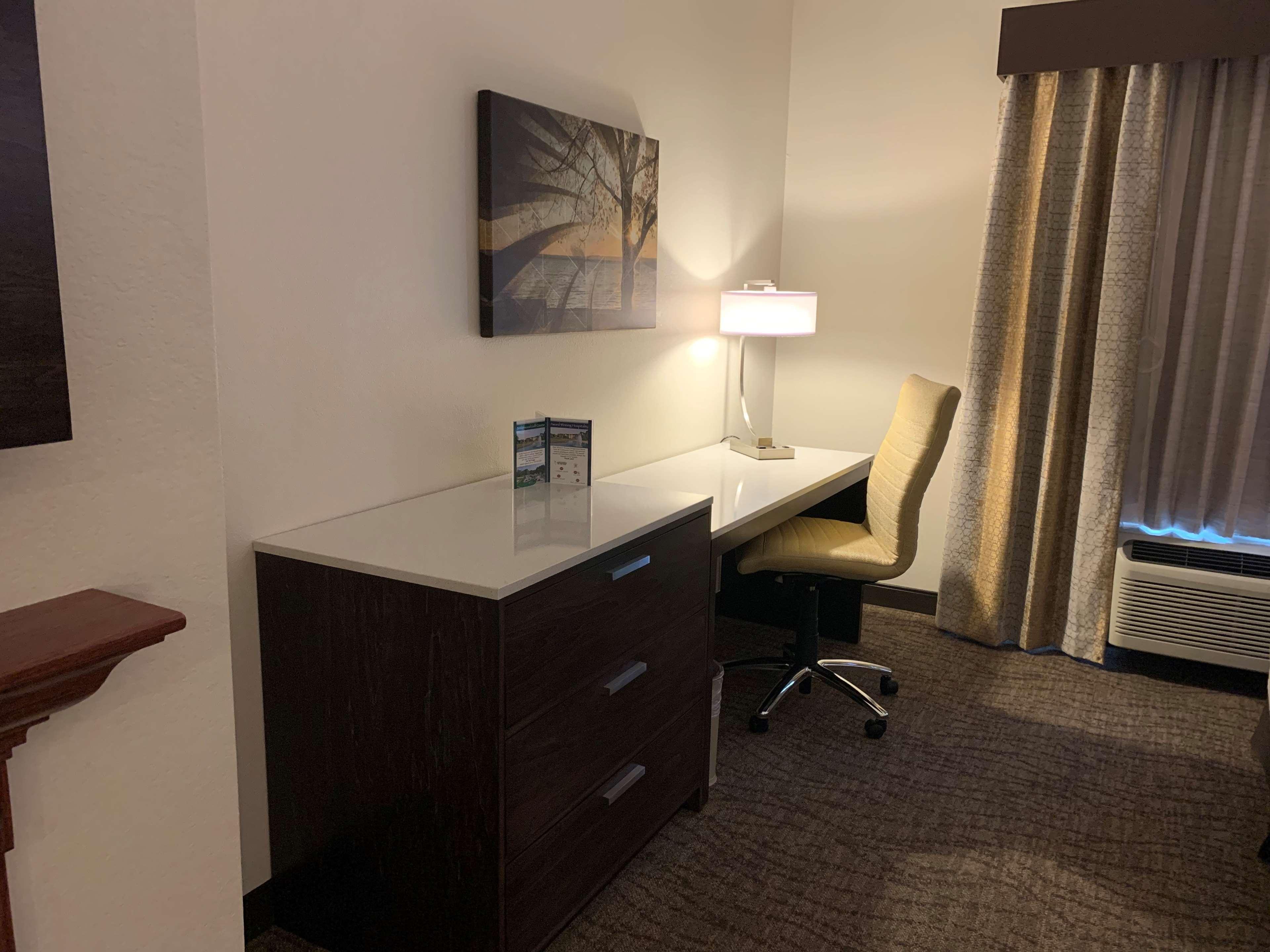 เบสต์ เวสเทิร์น พรีเมียร์ บริดจ์วูด รีสอร์ต โฮเต็ล Hotel Neenah ภายนอก รูปภาพ