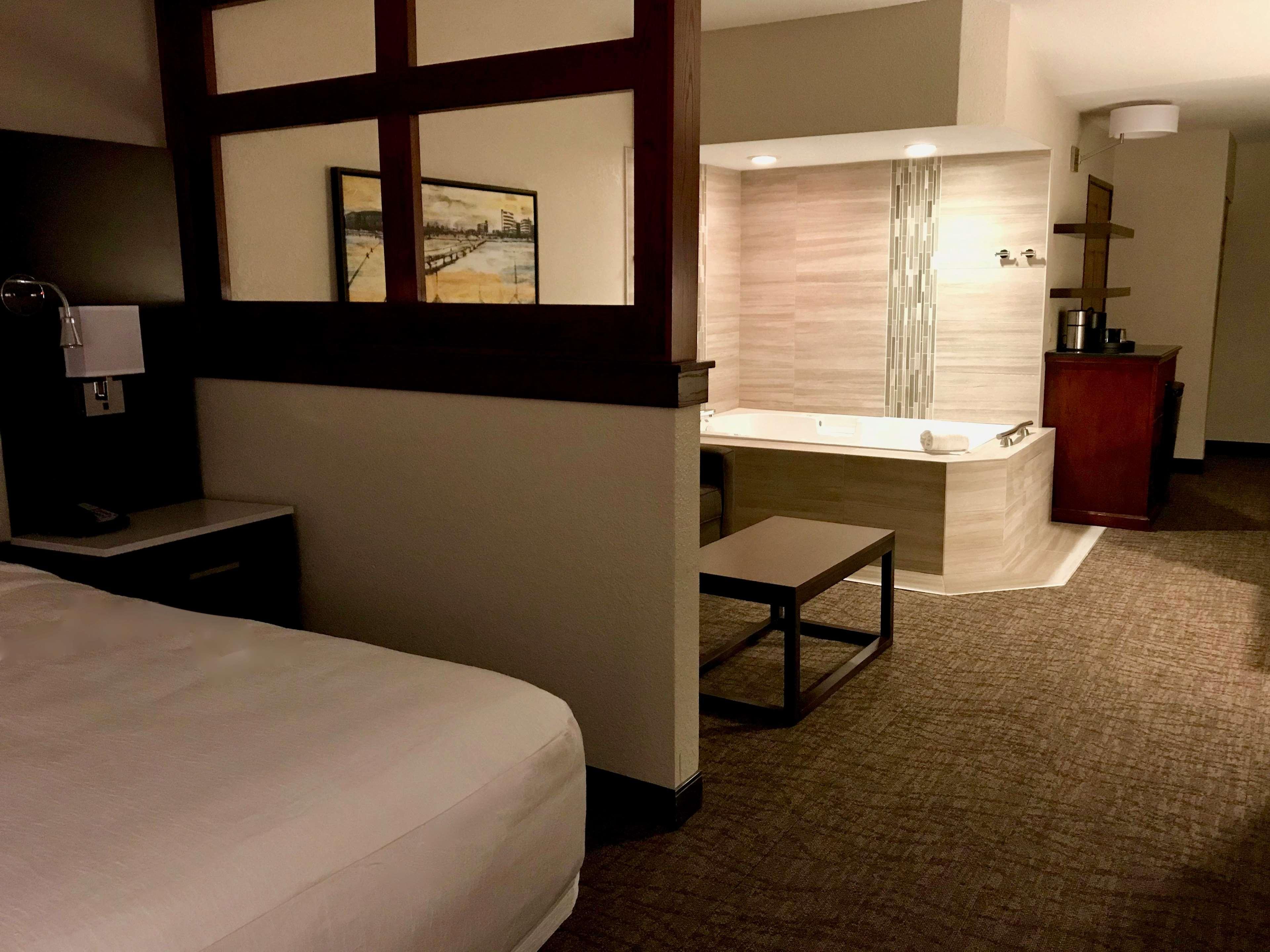 เบสต์ เวสเทิร์น พรีเมียร์ บริดจ์วูด รีสอร์ต โฮเต็ล Hotel Neenah ภายนอก รูปภาพ