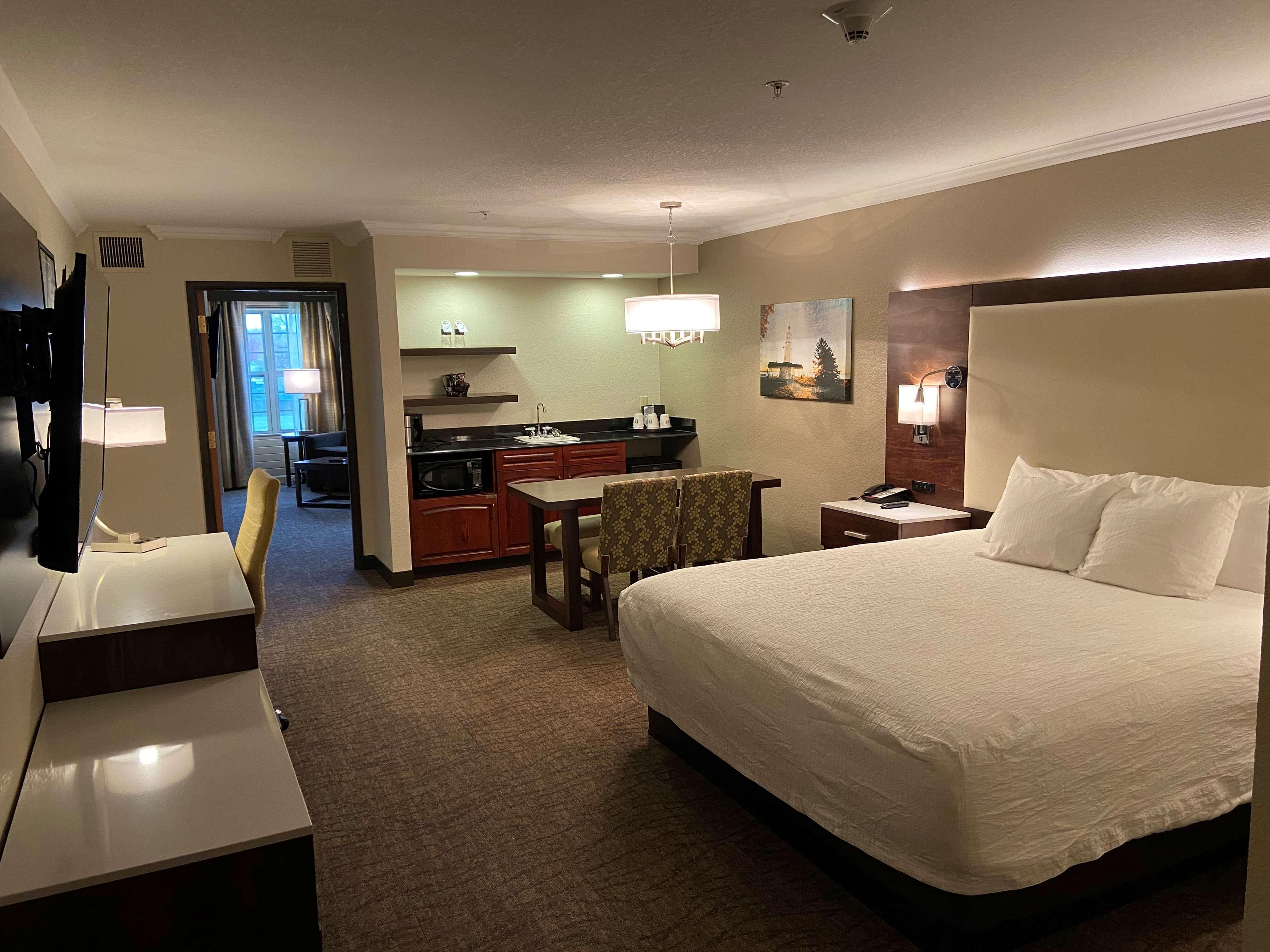 เบสต์ เวสเทิร์น พรีเมียร์ บริดจ์วูด รีสอร์ต โฮเต็ล Hotel Neenah ภายนอก รูปภาพ