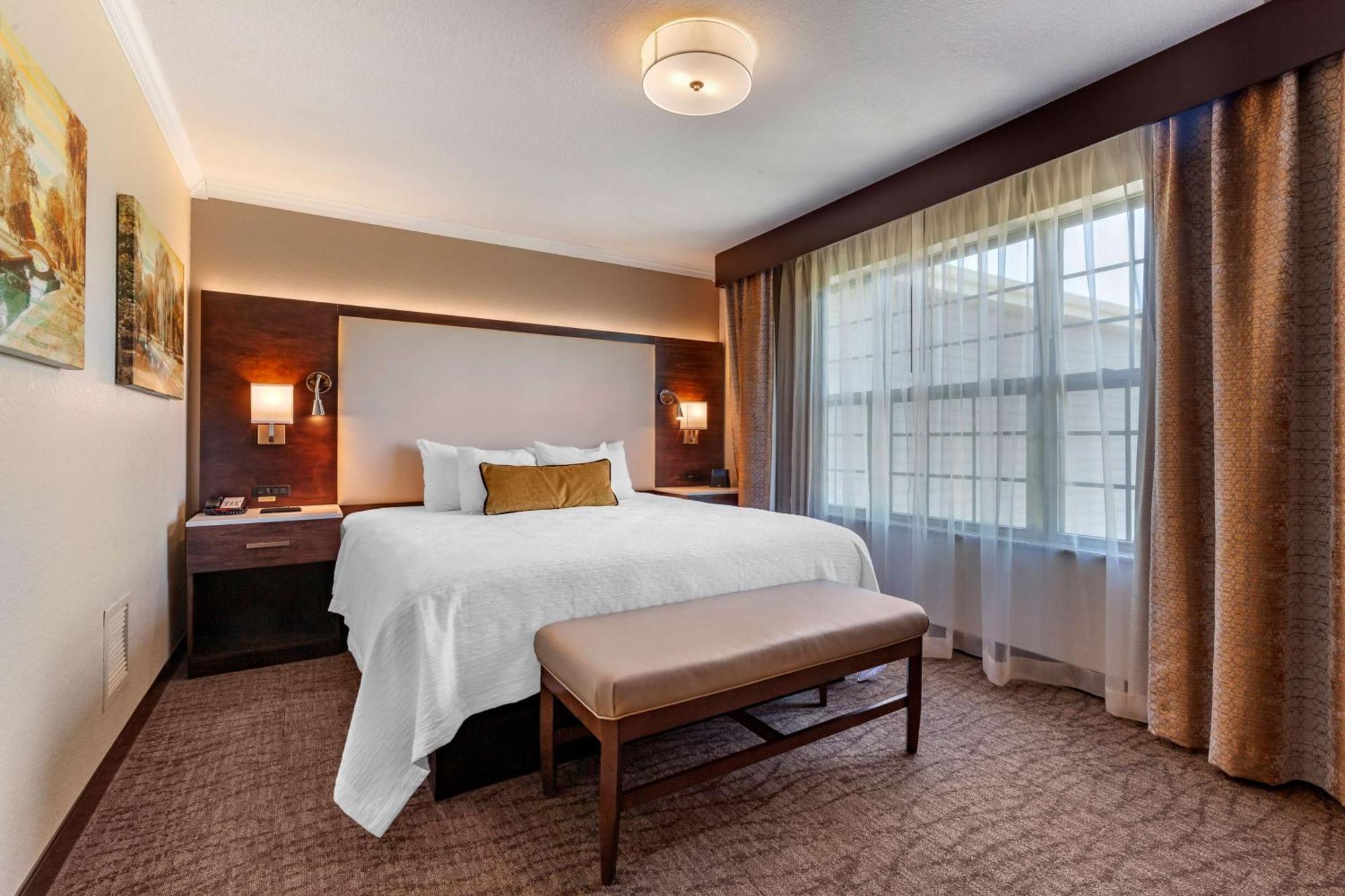 เบสต์ เวสเทิร์น พรีเมียร์ บริดจ์วูด รีสอร์ต โฮเต็ล Hotel Neenah ภายนอก รูปภาพ